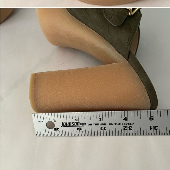 VERONICA BEARD GARRICK DUAL BUCKLE PLATFORM SANDALS Olive Green Size 8.5 New - Picture 2 of 10